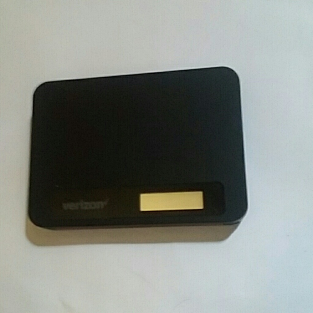 Verizon Mobile Hotspot - Picture 1 of 2